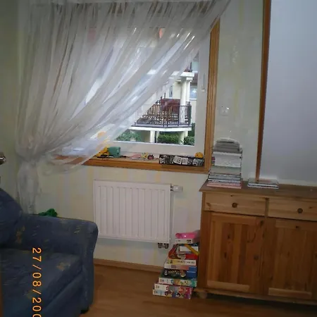 Сasa de vacaciones Charmantes Haus 100m Vom Entfernt Fuer 6 Personen Pobierowo