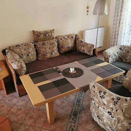 Сasa de vacaciones Charmantes Haus 100m Vom Entfernt Fuer 6 Personen Pobierowo